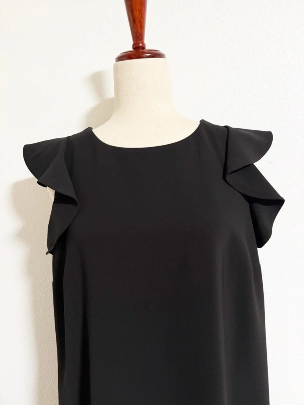 Loft Ruffle Trim Shift Dress - Picture 3 of 10